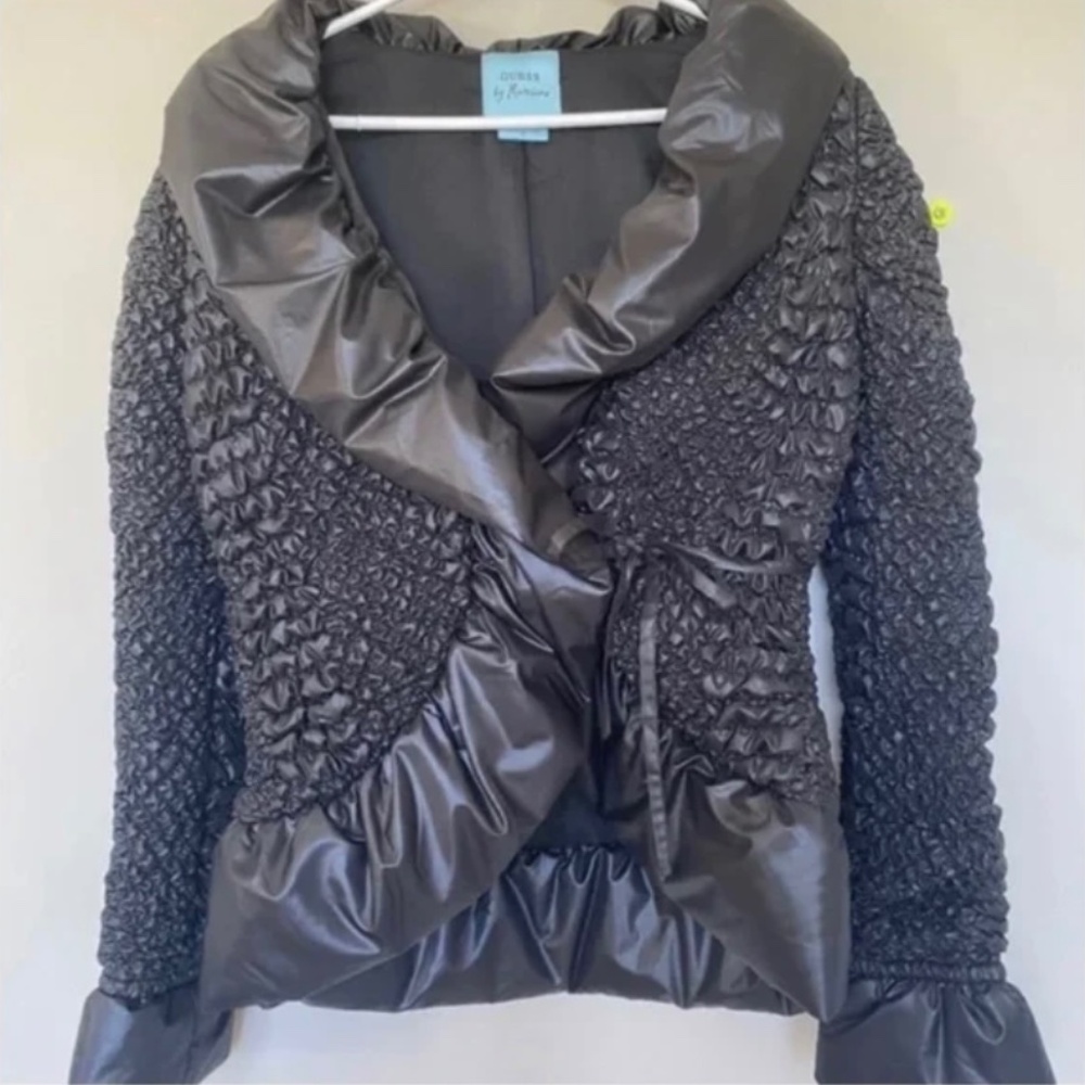 Guess by Marciano Black cross over tie puffer coat size small